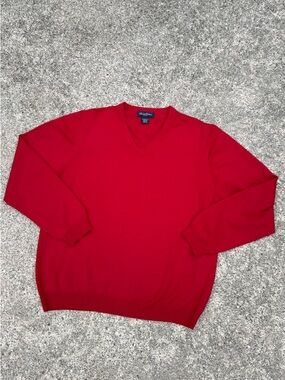 Brooks Brothers Men's Red V-Neck Sweater Marino wool sweater size L